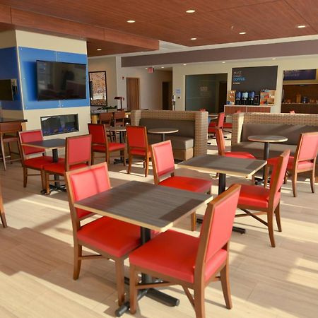 Holiday Inn Express & Suites Onalaska - La Crosse Area By Ihg Экстерьер фото